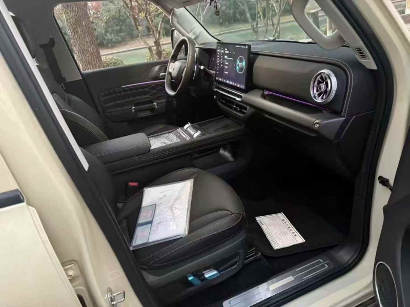 常州25年长城汽车坦克4