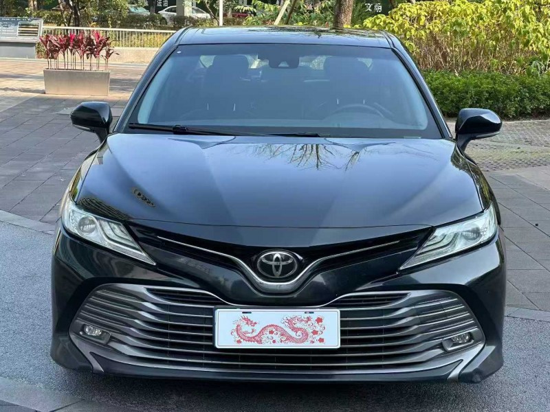 佛山19年丰田凯美瑞1