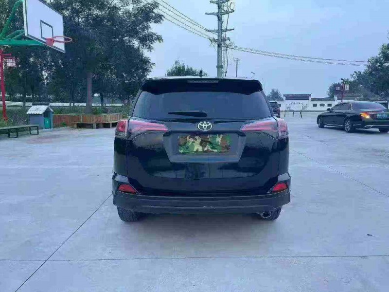 徐州19年丰田RAV49