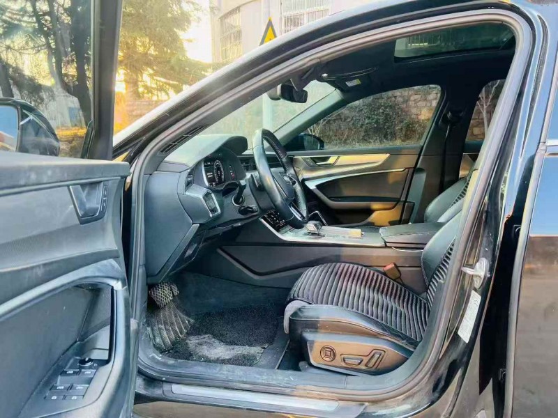 烟台19年奥迪A6L4