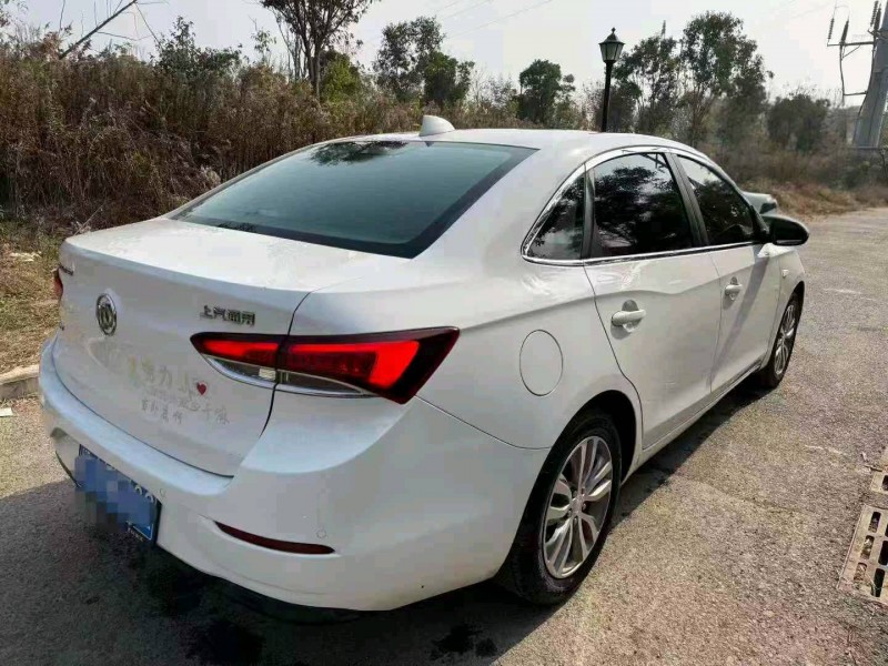 宜昌20年别克英朗8