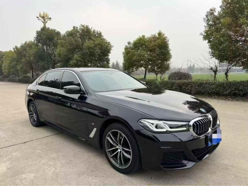 徐州22年宝马5系3