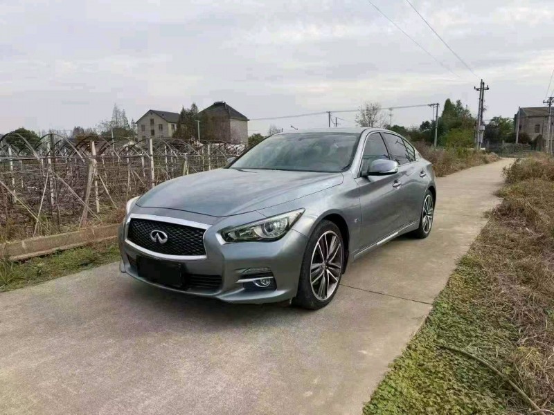 金华16年英菲尼迪Q50L3