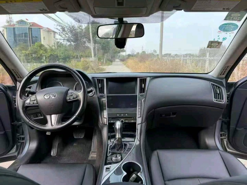 金华16年英菲尼迪Q50L6