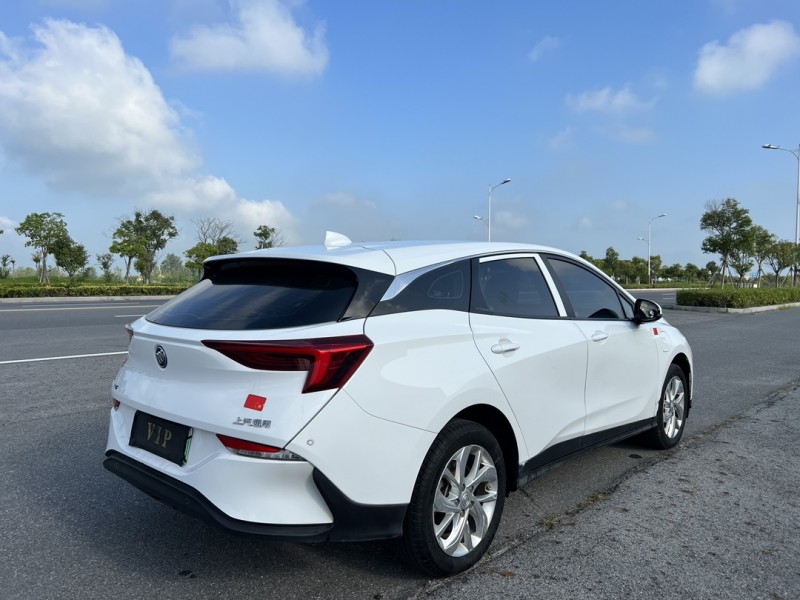 盐城24年别克微蓝8