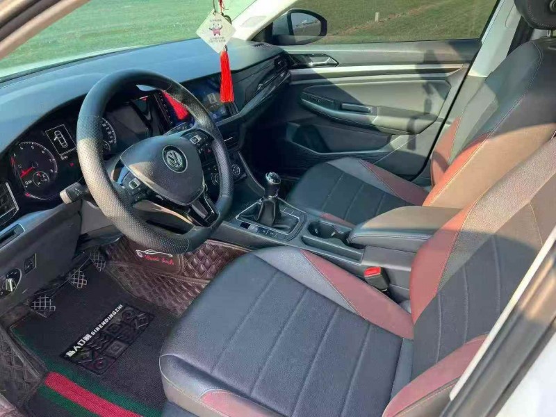 枣庄19年大众宝来6