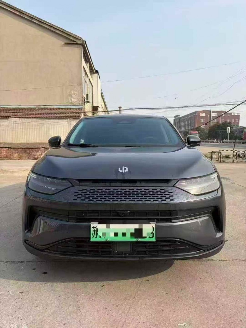 苏州24年零跑汽车C111