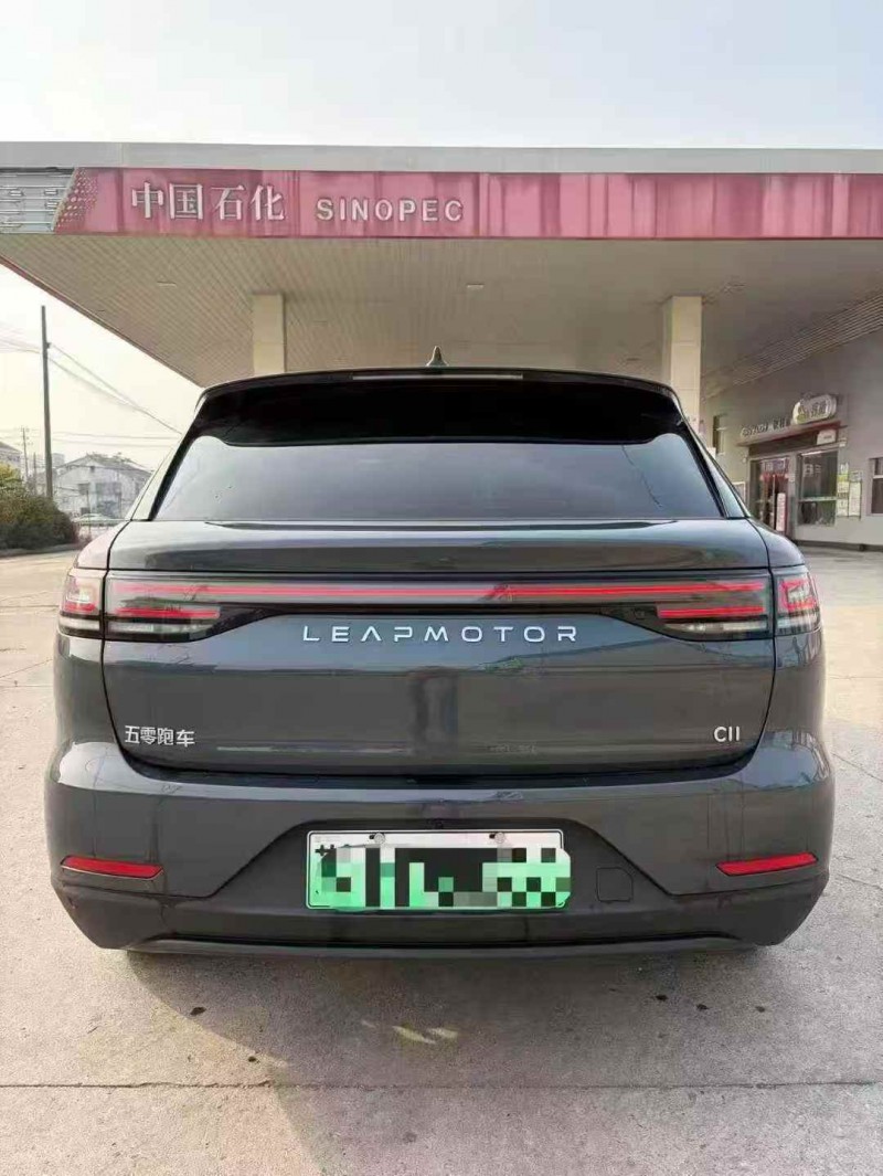 苏州24年零跑汽车C119