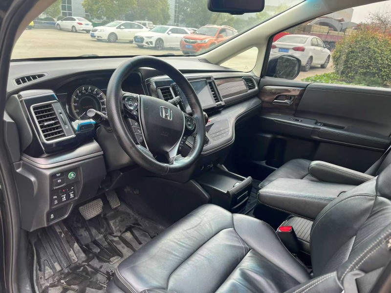 宿迁18年本田艾力绅4