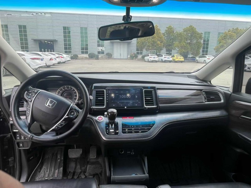 宿迁18年本田艾力绅5