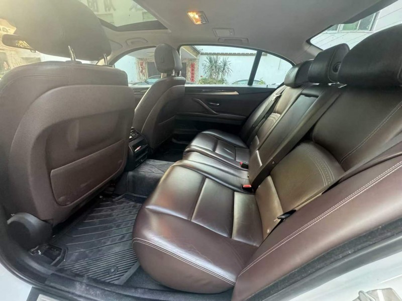 深圳15年宝马5系4