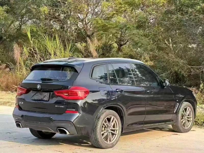 汕头19年宝马X38