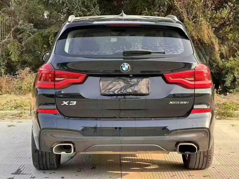 汕头19年宝马X39