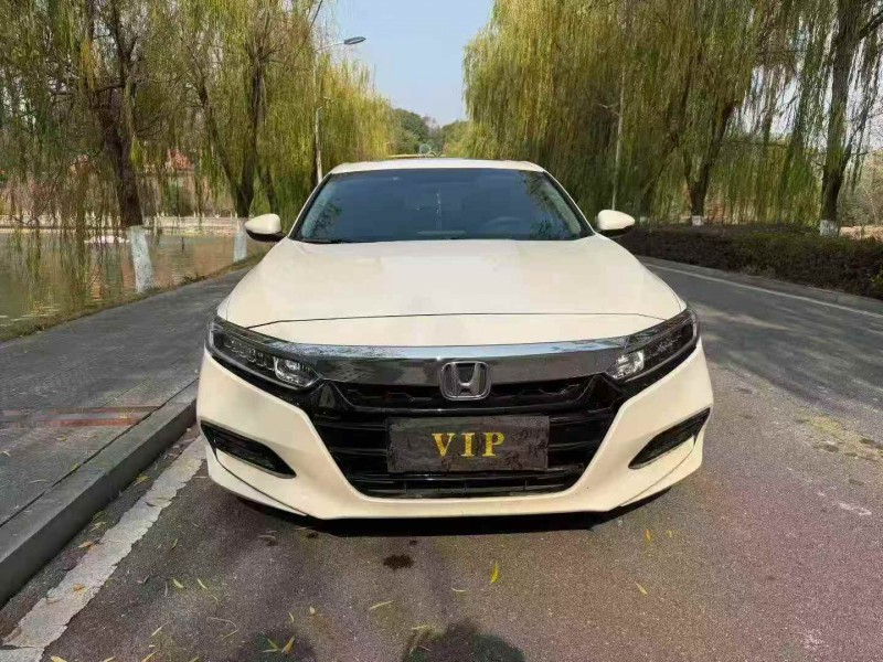 萍乡20年本田雅阁1