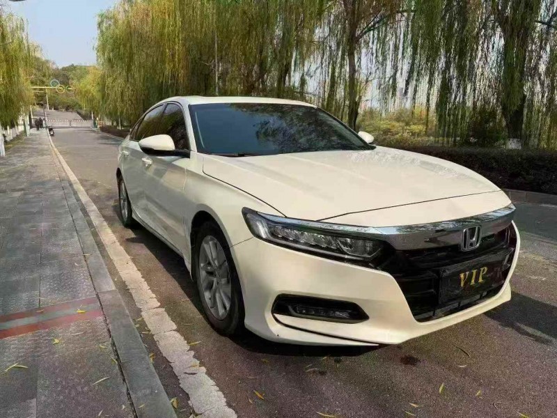 萍乡20年本田雅阁2