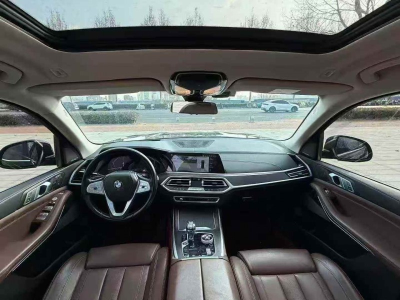 淄博19年宝马X74