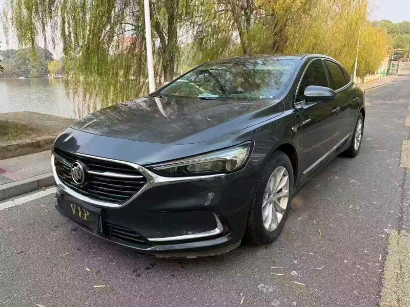 景德镇21年别克君越2