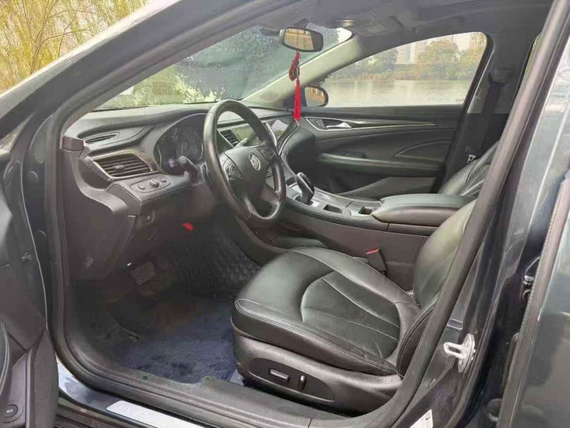 景德镇21年别克君越4