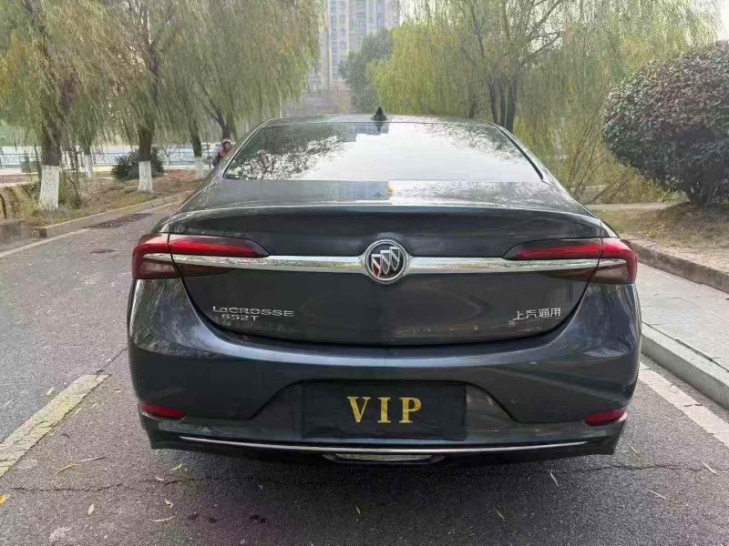 景德镇21年别克君越9