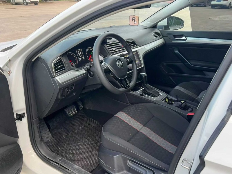 宿迁22年大众凌渡4