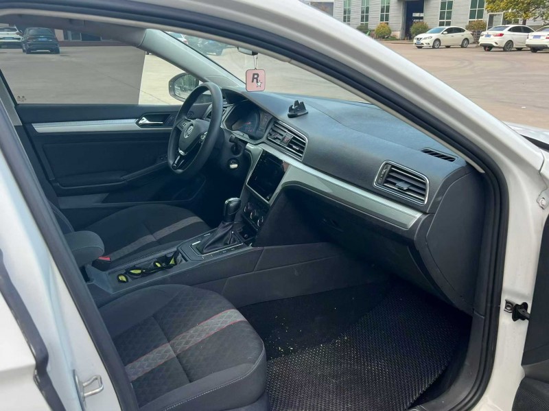 宿迁22年大众凌渡5