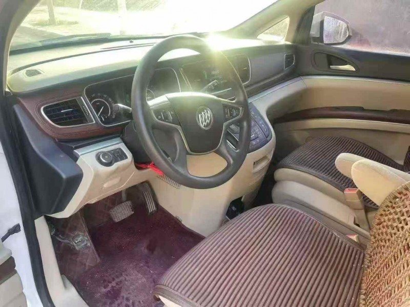 洛阳19年别克GL84