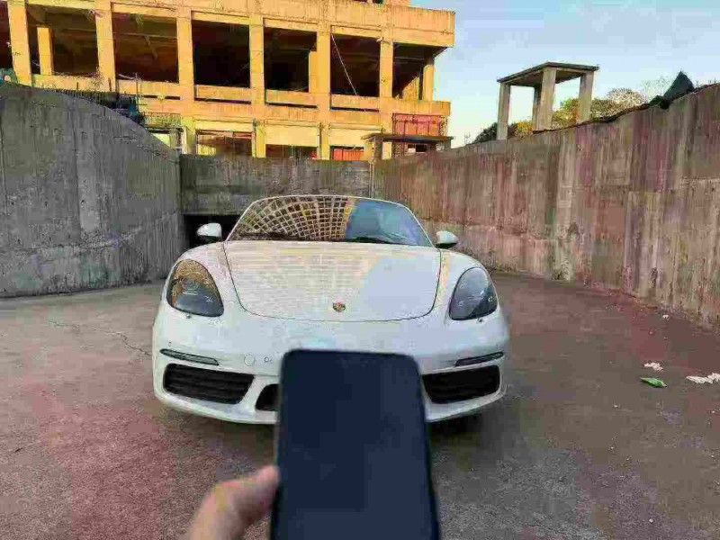 徐州16年保时捷7181