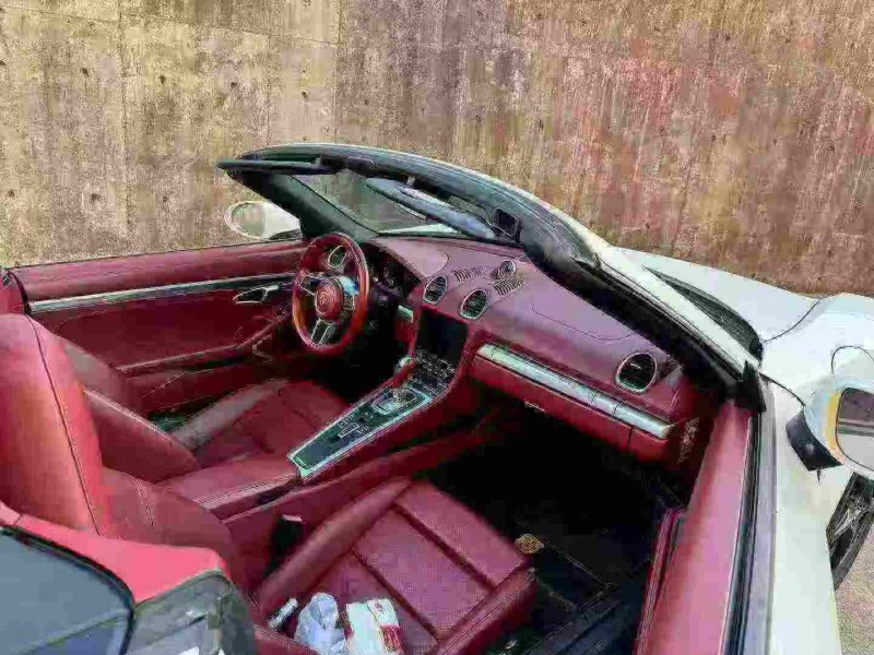 徐州16年保时捷7183