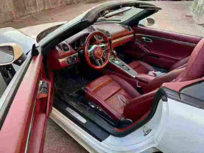 徐州16年保时捷7184