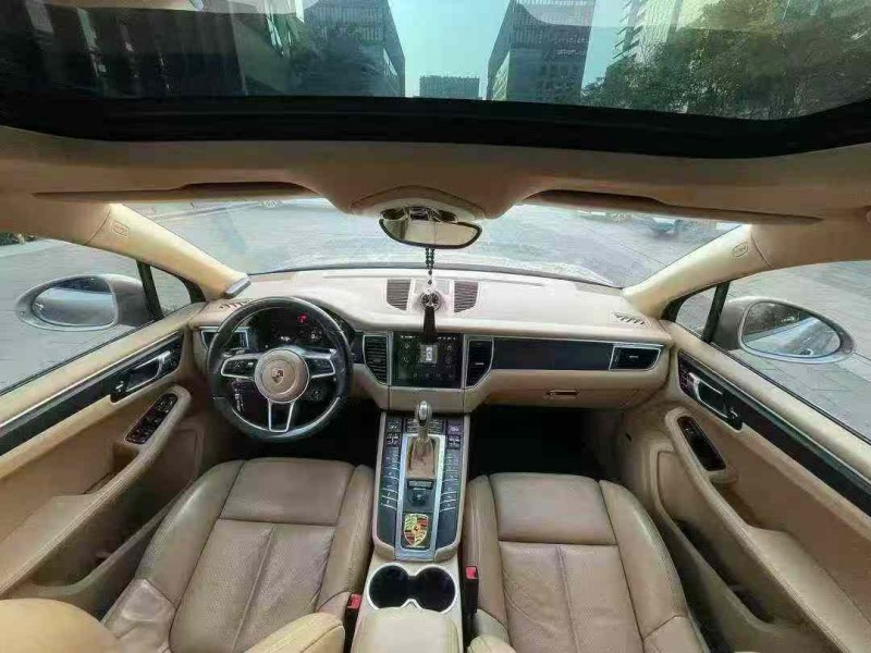 东莞16年保时捷Macan6