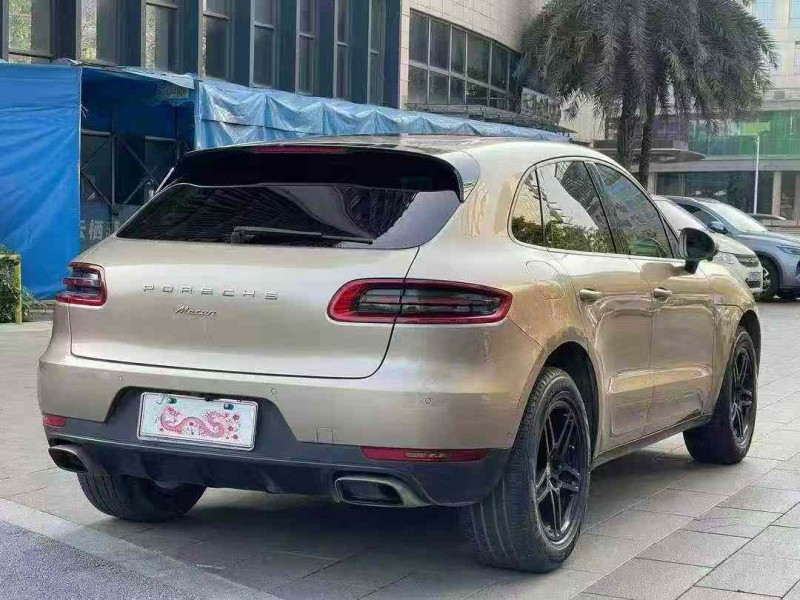 东莞16年保时捷Macan8
