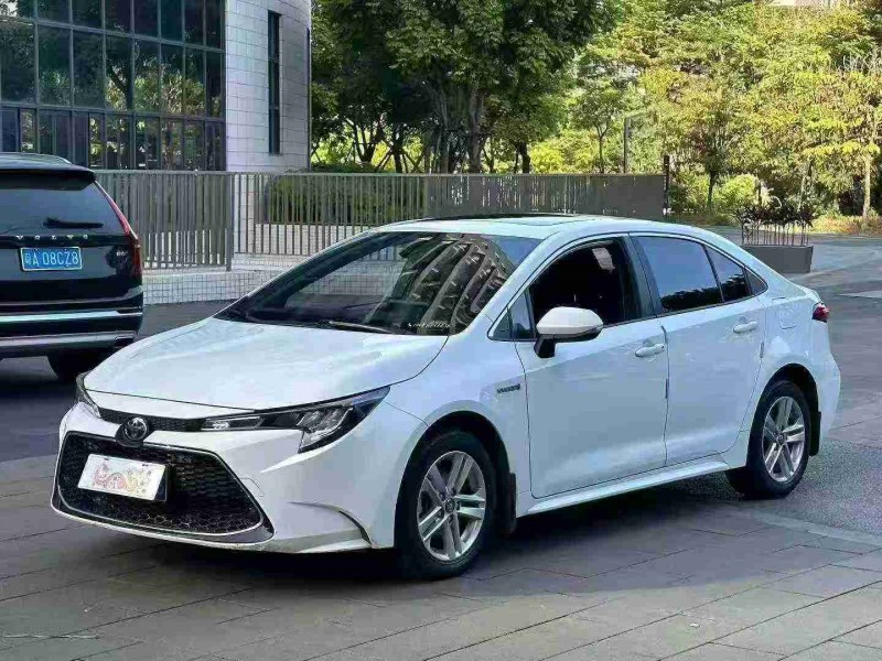 珠海22年丰田雷凌3