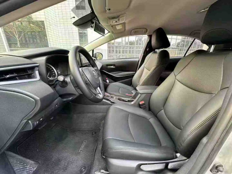 深圳22年丰田卡罗拉4