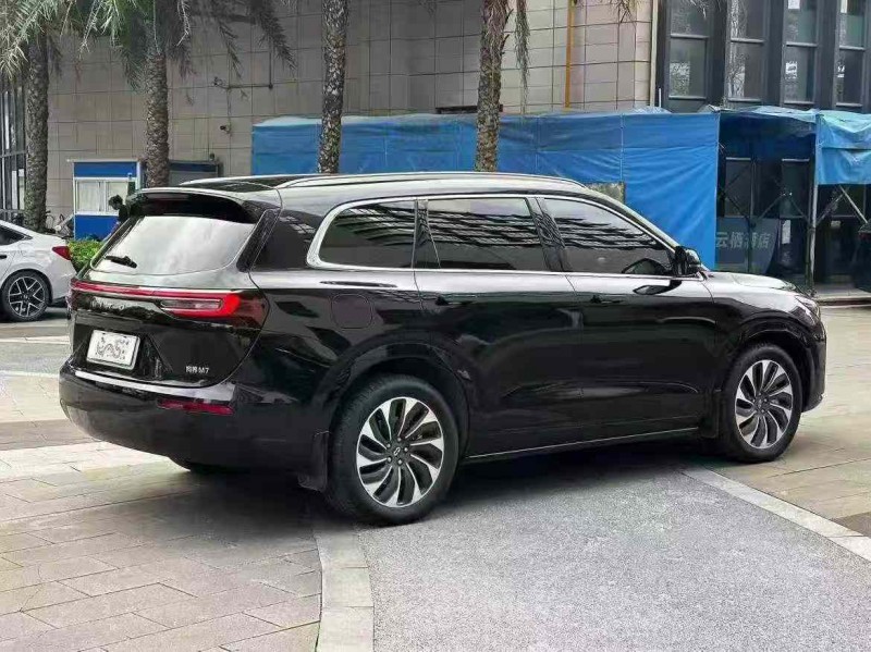 广州24年华为智选问界7