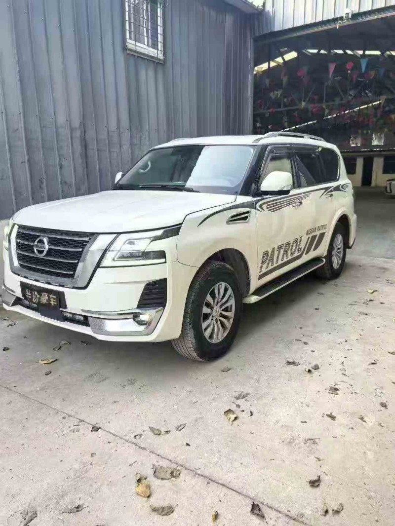 咸阳19年日产途乐2