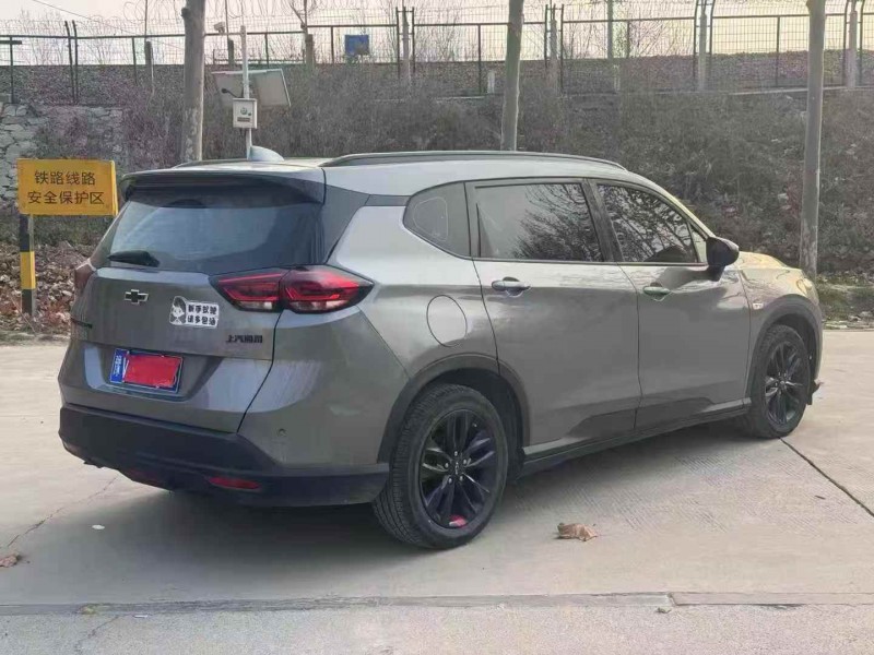 新乡23年雪佛兰沃兰多7