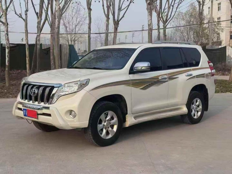 开封17年丰田普拉多3