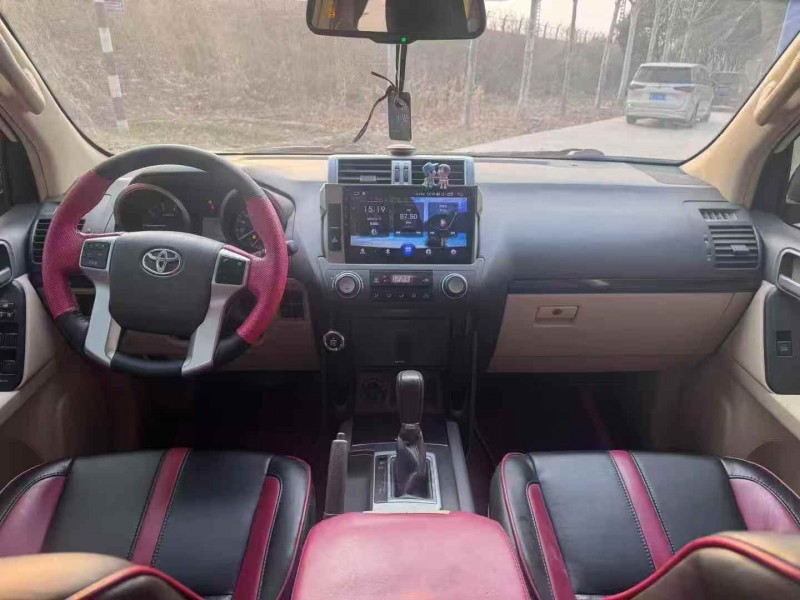 开封17年丰田普拉多5