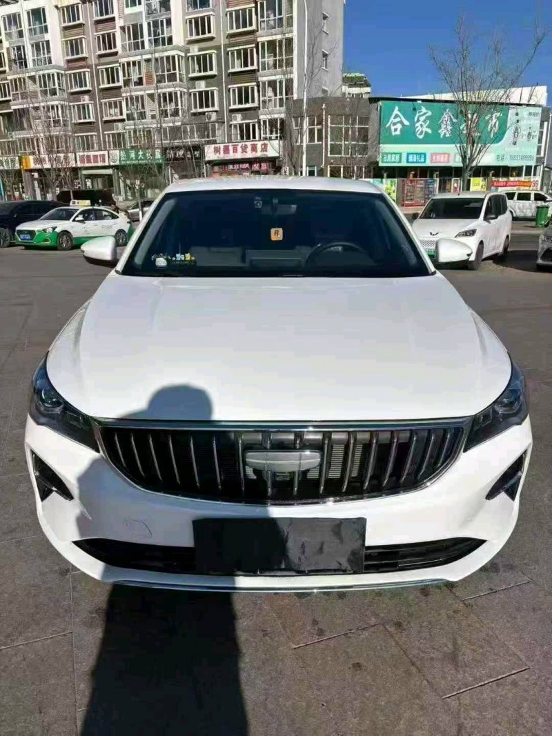 保定25年吉利帝豪1