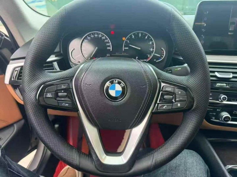 枣庄18年宝马5系8