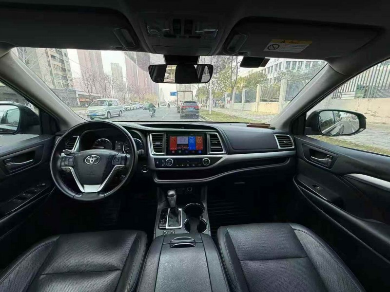 宜昌21年丰田汉兰达4