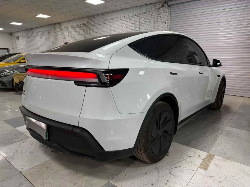 秦皇岛25年特斯拉MODEL Y7