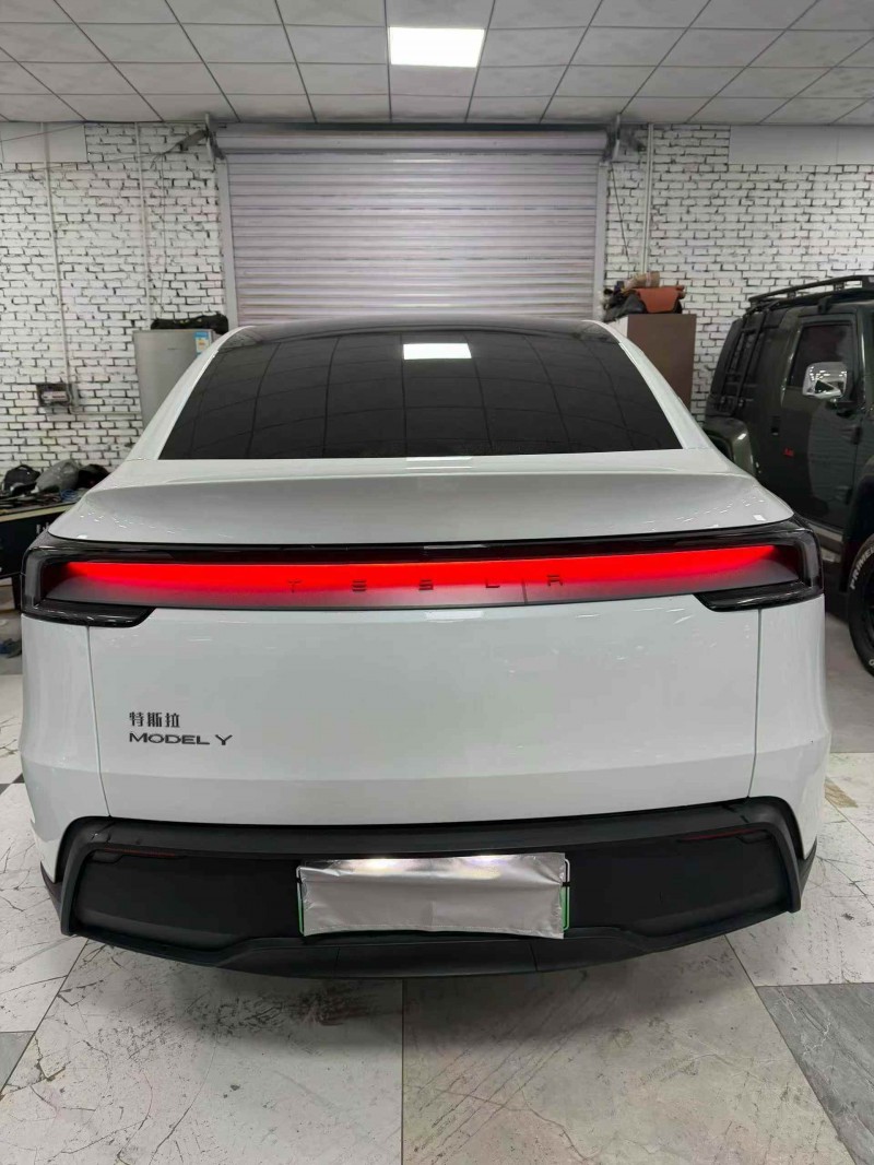 秦皇岛25年特斯拉MODEL Y9