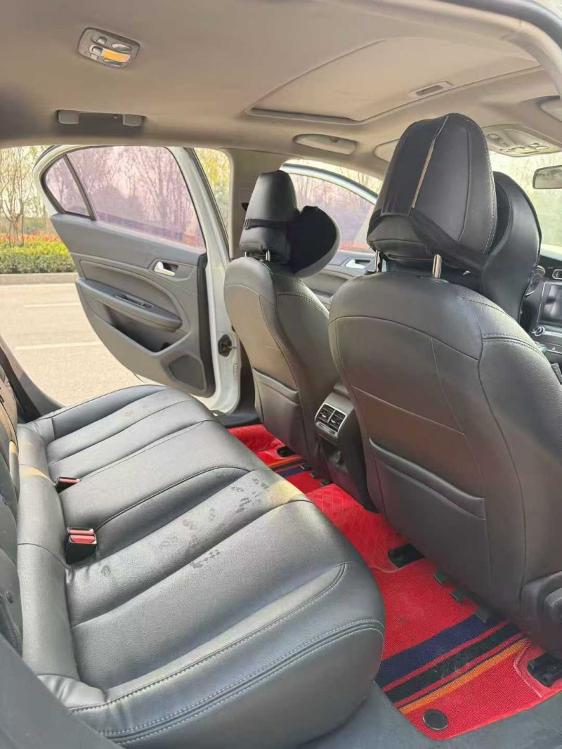 威海17年东风标致5