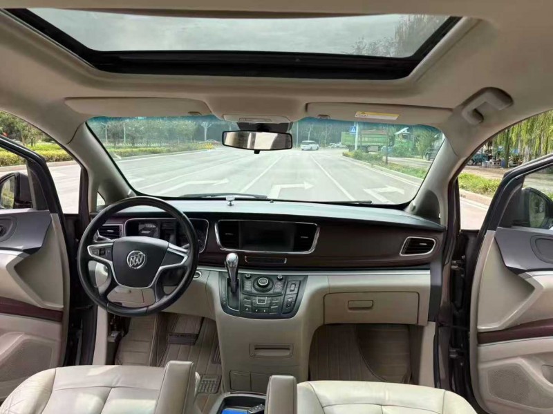 烟台16年别克GL89