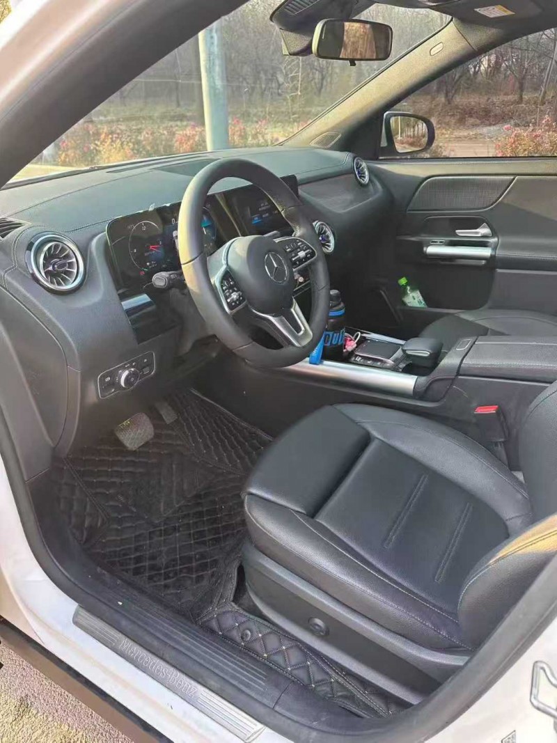 淄博22年奔驰EQA4