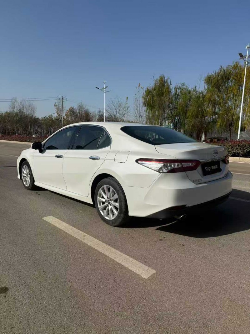 济宁20年丰田凯美瑞7