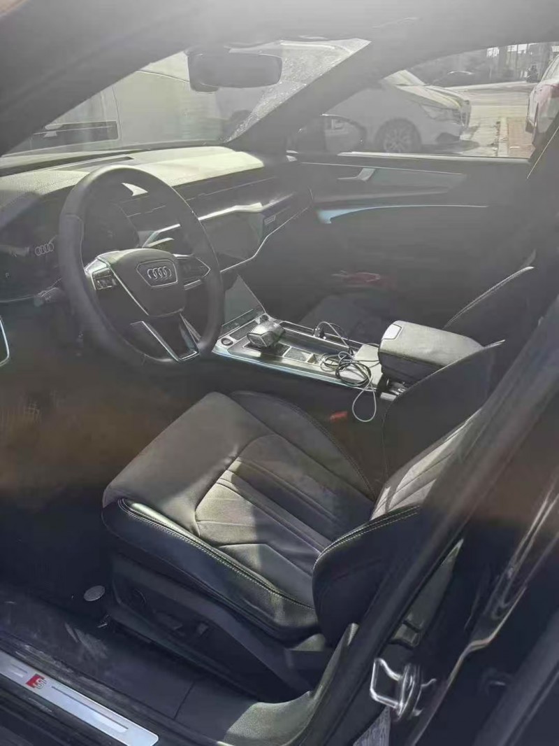 安阳22年奥迪A6L4