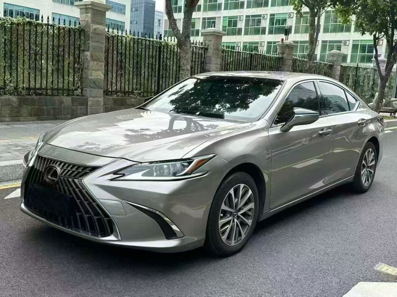 徐州24年雷克萨斯ES2