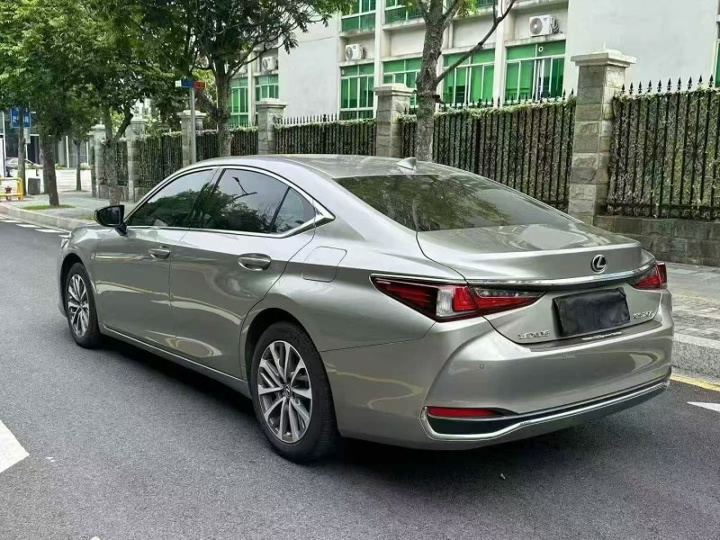 徐州24年雷克萨斯ES7